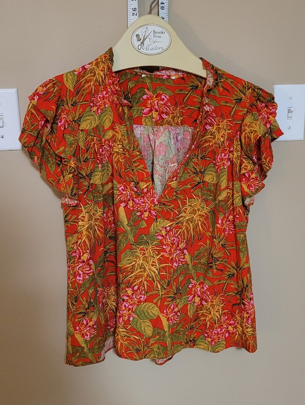 💜2 for $10💜 Bundle and save Floral V-Neck Short Sleeve Top - Orange/Pink